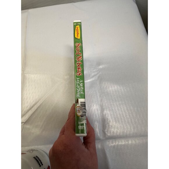 Saint Nicholas A Story of Joyful Giving Veggietales Veggie Tales DVD Preowned - Picture 3 of 9